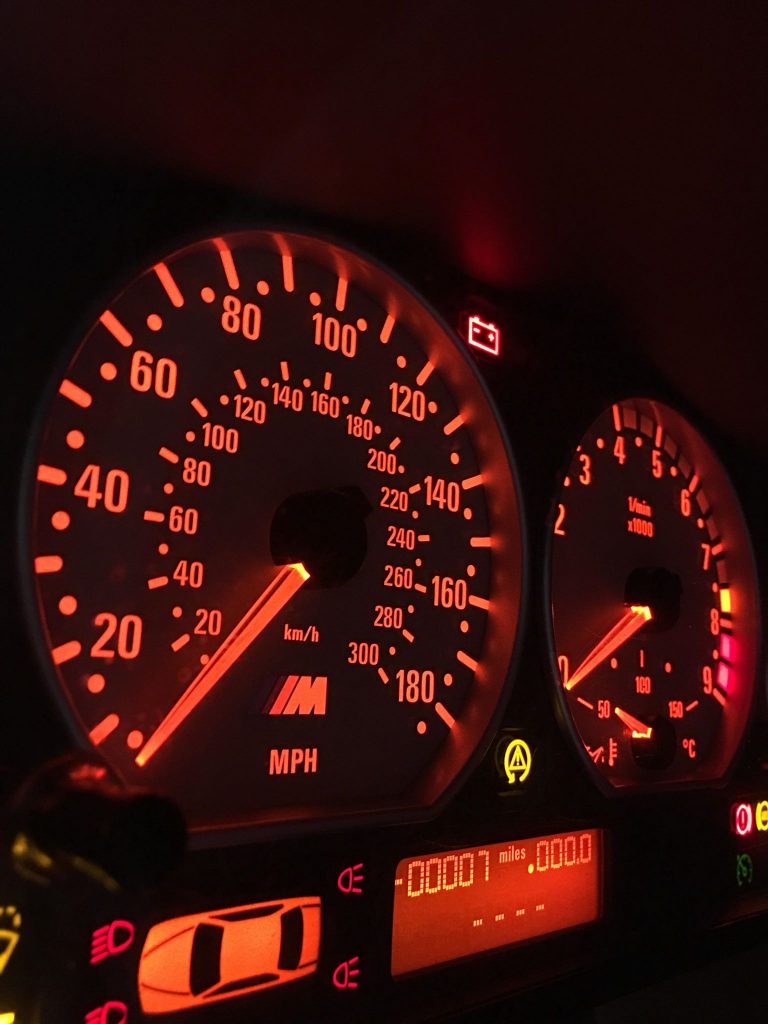 BMW E46 M3 Tacho LED Beleuchtung in Amber 